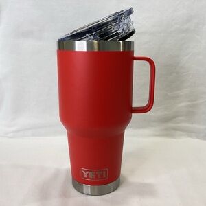 NEW Yeti Red Insulated 30 OZ Travel Mug with Handle and Clear SCREW-ON Lid